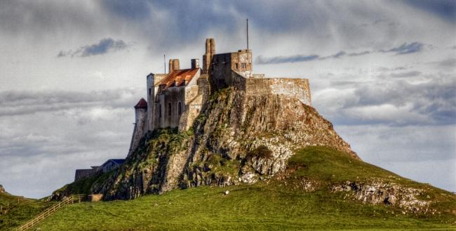 lindisfarne castle